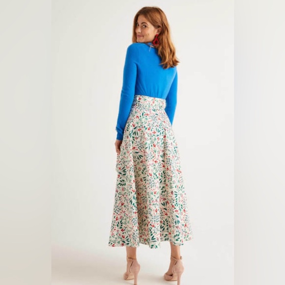 Boden Dresses & Skirts - Boden Brooke Utility 100% Cotton Midi skirt in Spring floral print Size 4R NWOT